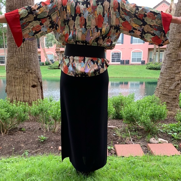 Josie Natori Dynasty Pajama Top. - Picture 4 of 17